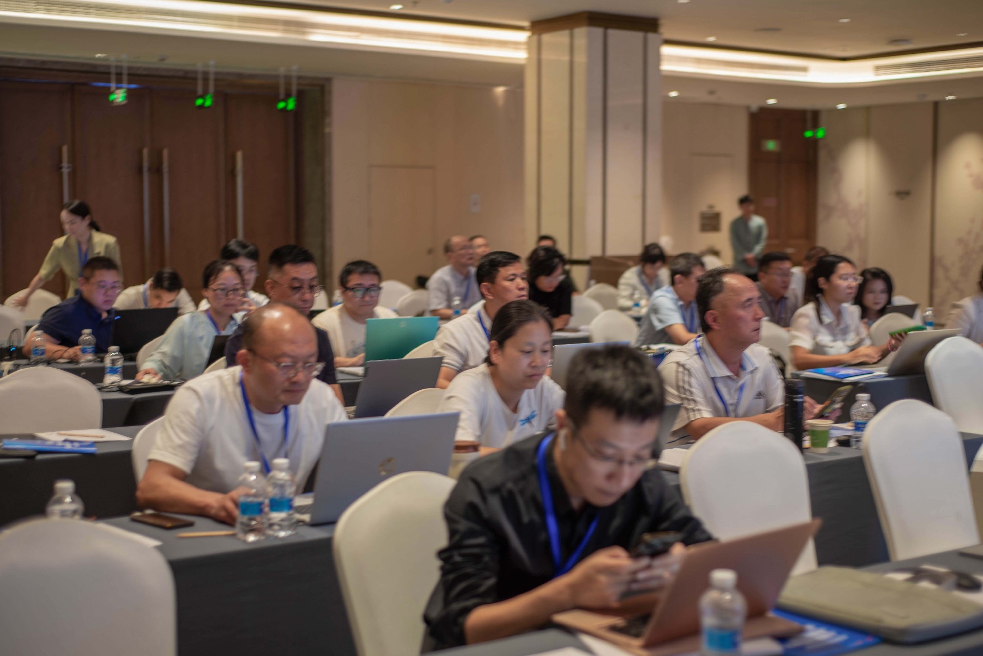 1760581756130791.jpg 1760581756130791.jpg